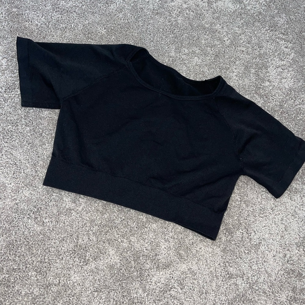 Athletic material cropped tshirt